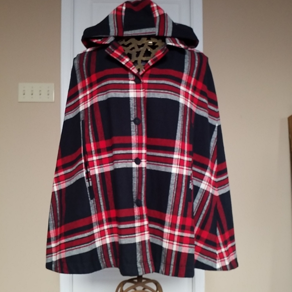 Plaid Cape with detachable hood - Picture 6 of 7